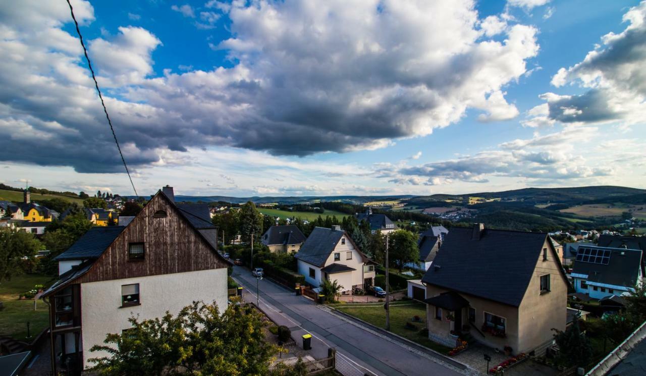 Apartament Am Balkon Des Erzgebirges Bernsbach Zewnętrze zdjęcie
